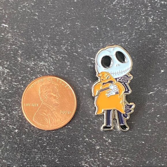 Jack & Oogie Boogie Enamel Pin/ Brooch - Picture 3 of 6
